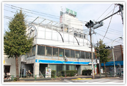 access01.jpg